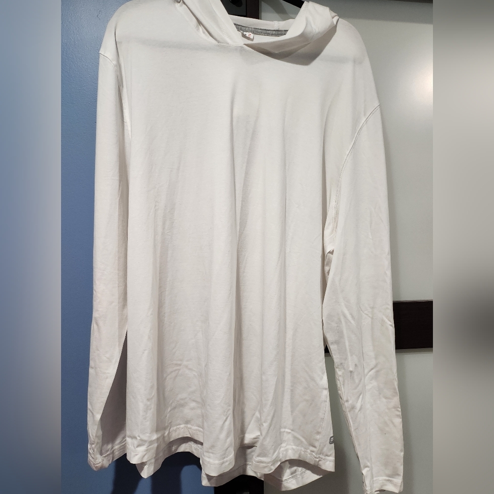 149. Men's clean white long sleeve top with hood